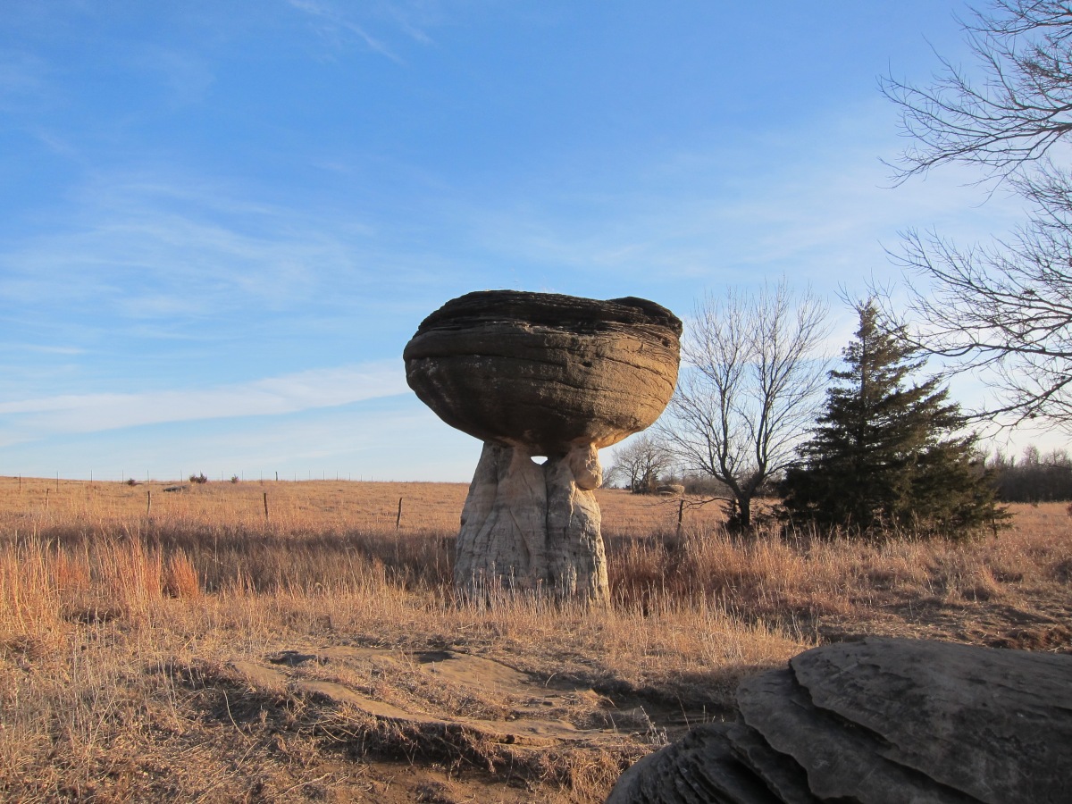 Mushroom Rocks State Park, K-2346